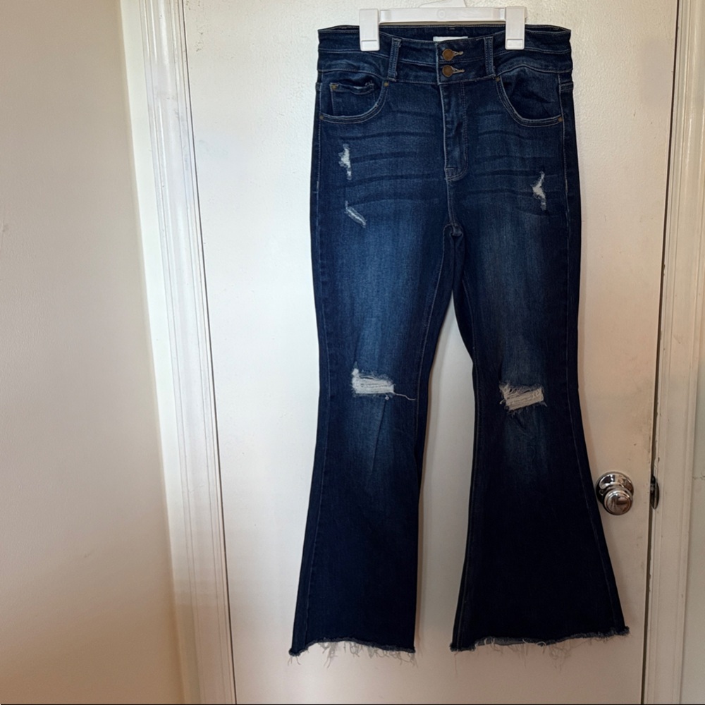 Chic Flare Distressed Denim Jeans